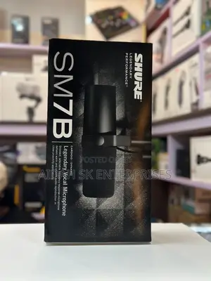 Shure Sm7b Vocal Dynamic Microphone – Xlr Studio Mic For Podcasting