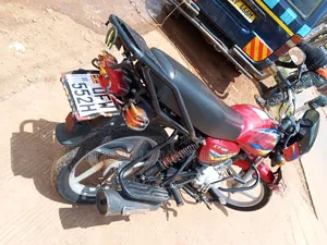 Bajaj Boxer 125 2019 Red