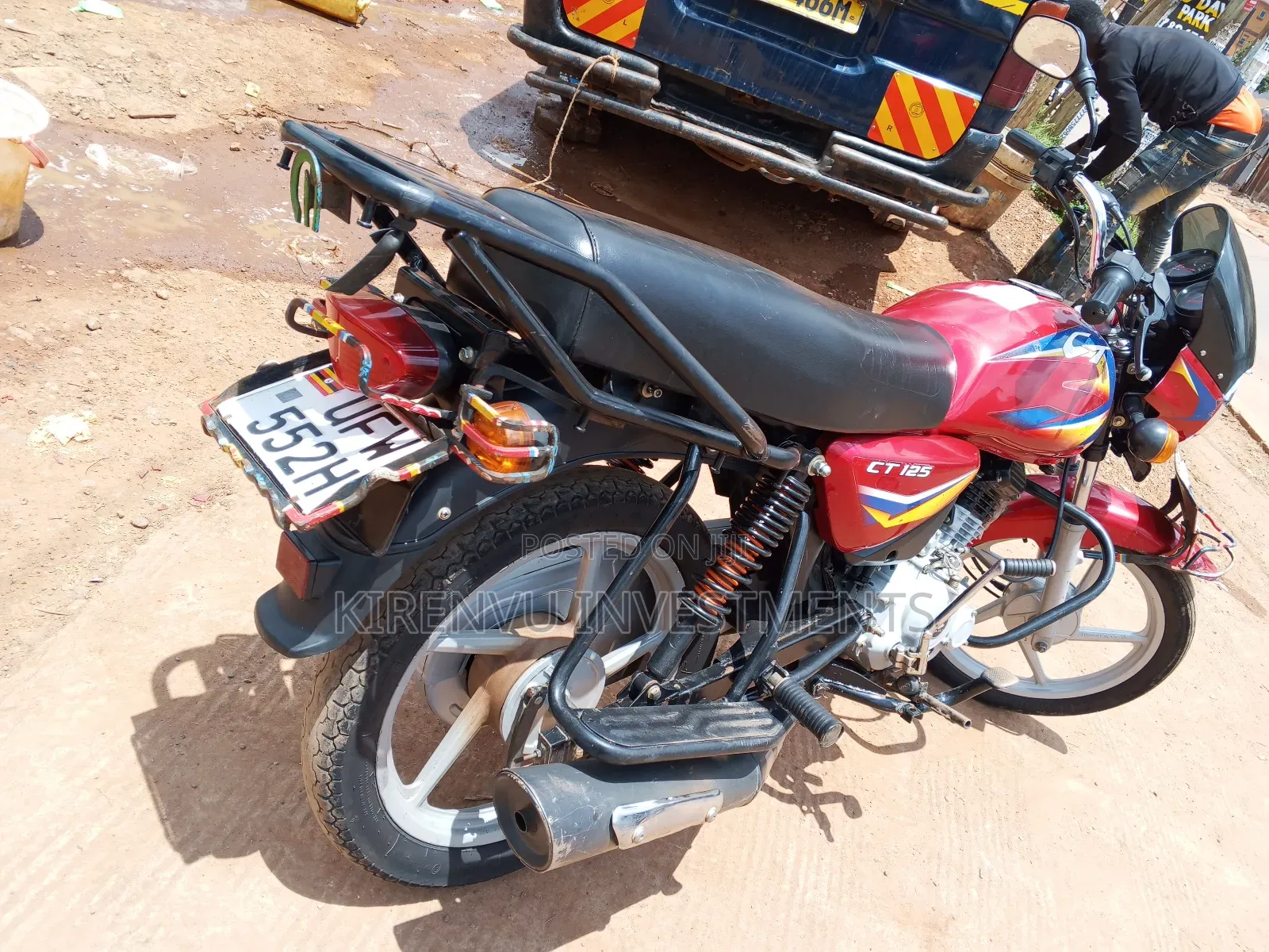 Bajaj Boxer 125 2019 Red