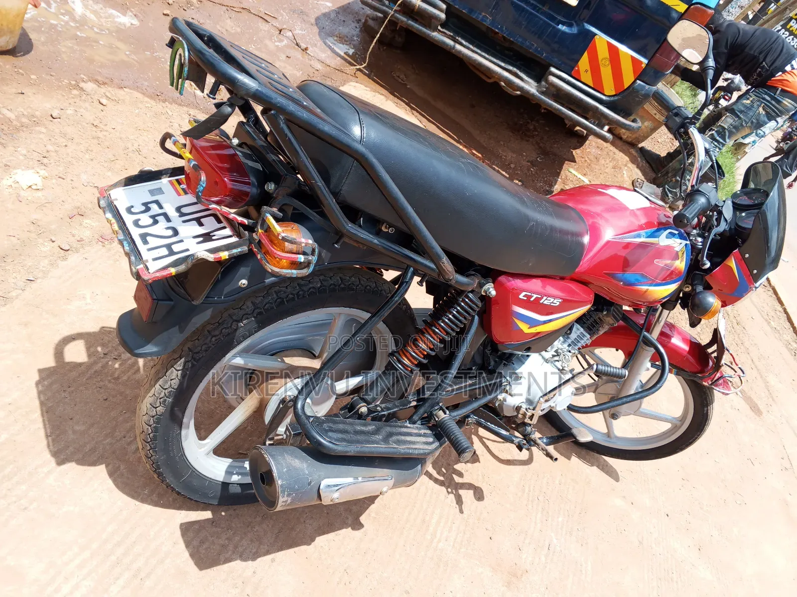 Bajaj Boxer 125 2019 Red