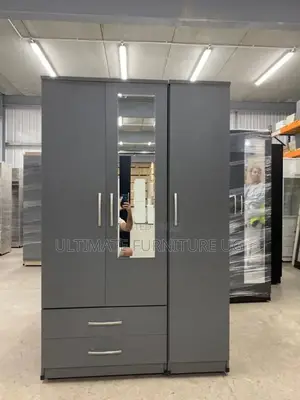 Quality Wardrobe in Classic Design