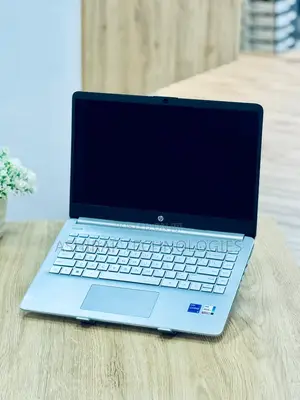 Laptop HP 14S 8GB Intel Core i5 SSD 256GB