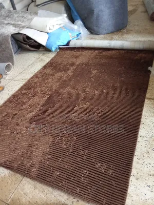 Medium Smooth Center Rugs