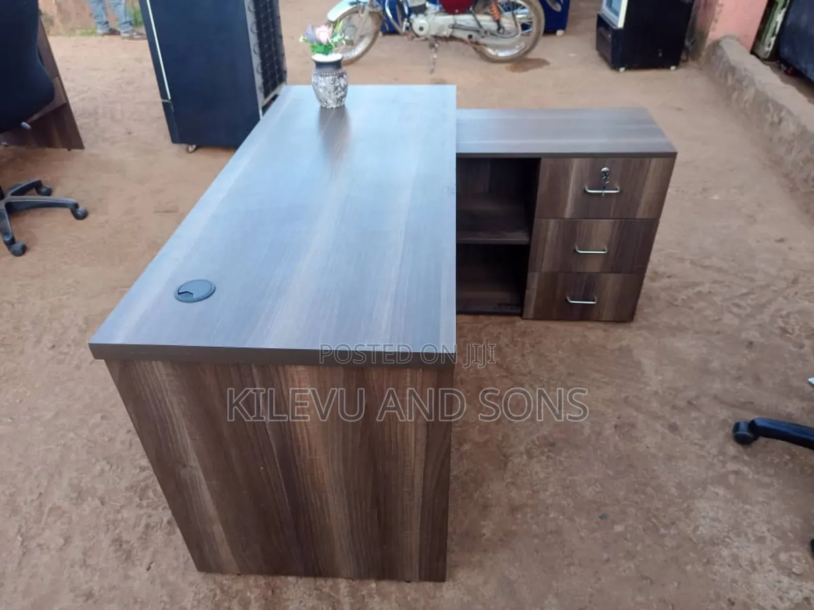 Modern Office Table