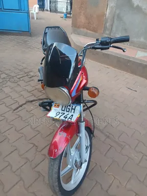 Bajaj Boxer 125 2024 Red