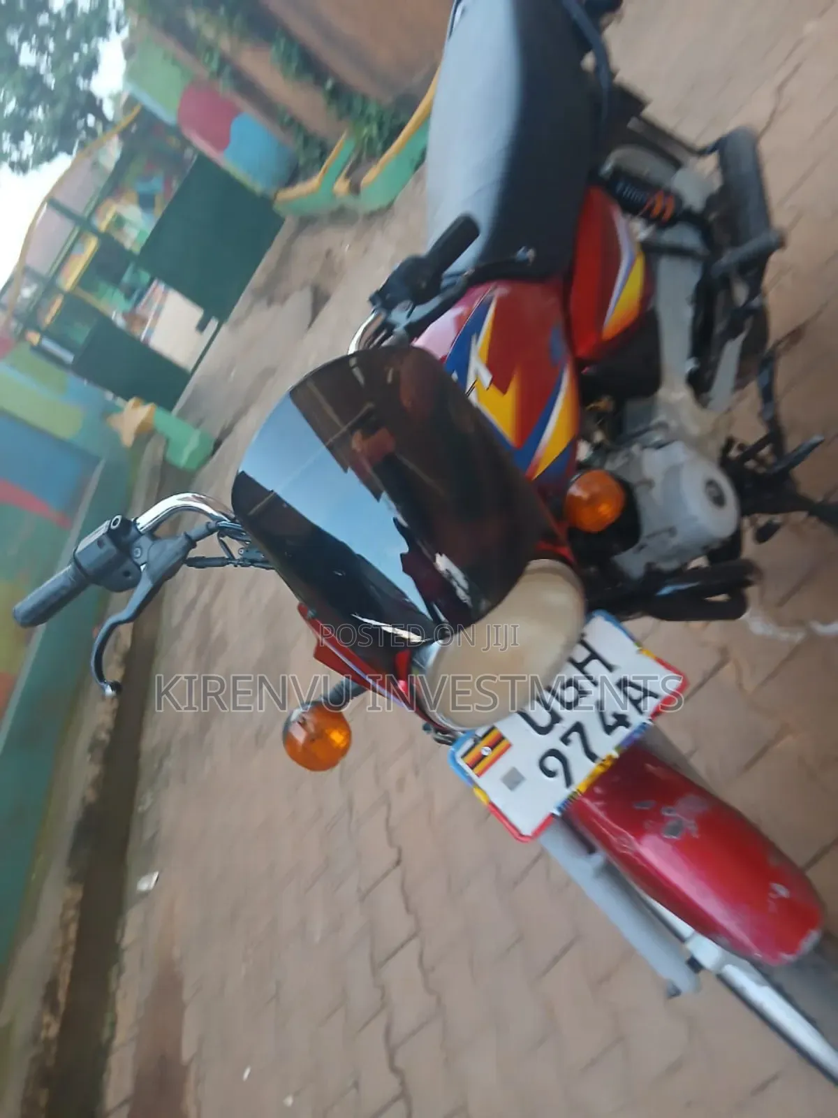 Bajaj Boxer 125 2024 Red