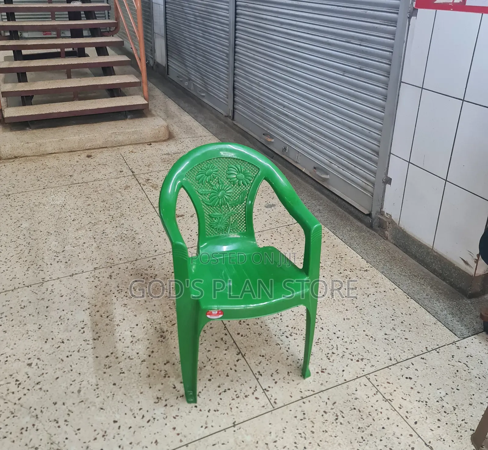 Tembo Plastic Chairs Plastic Chairs