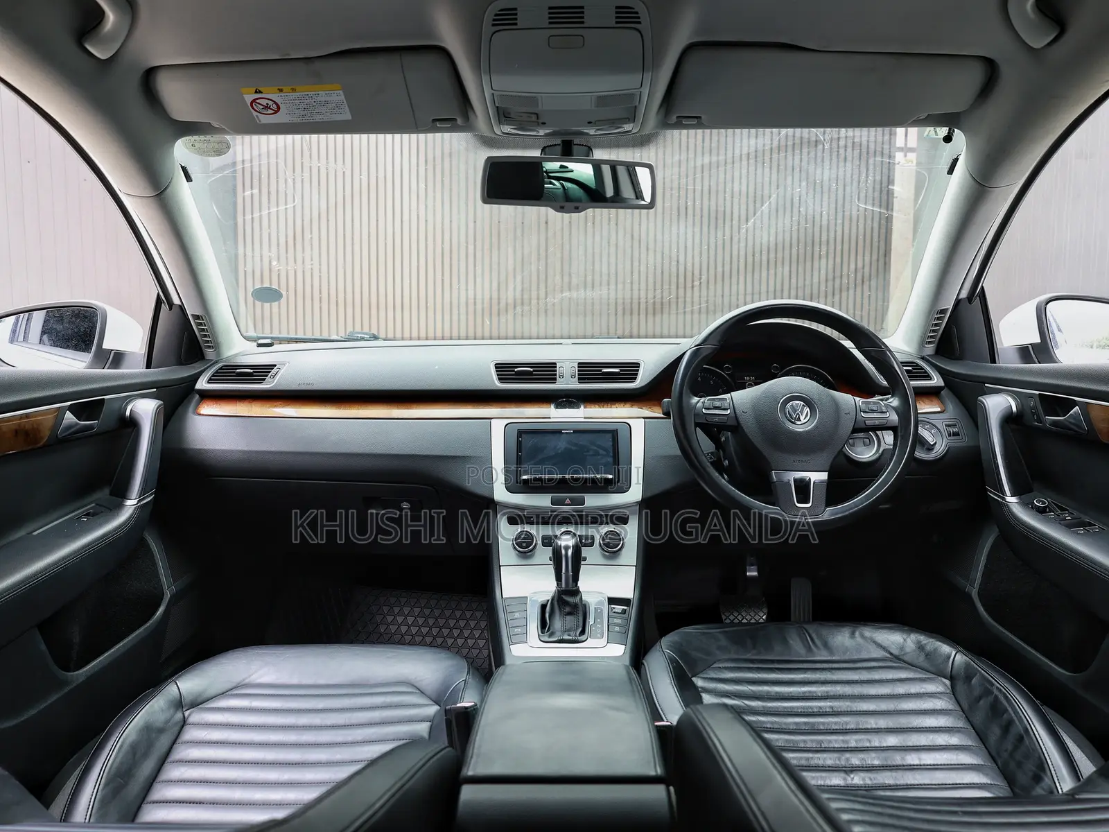Volkswagen Passat 2012 White
