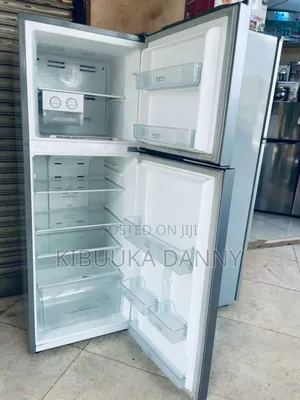 Hisence 295litres Fridge Frost Free