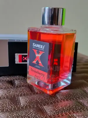 Sameili Strawberry Car Perfume