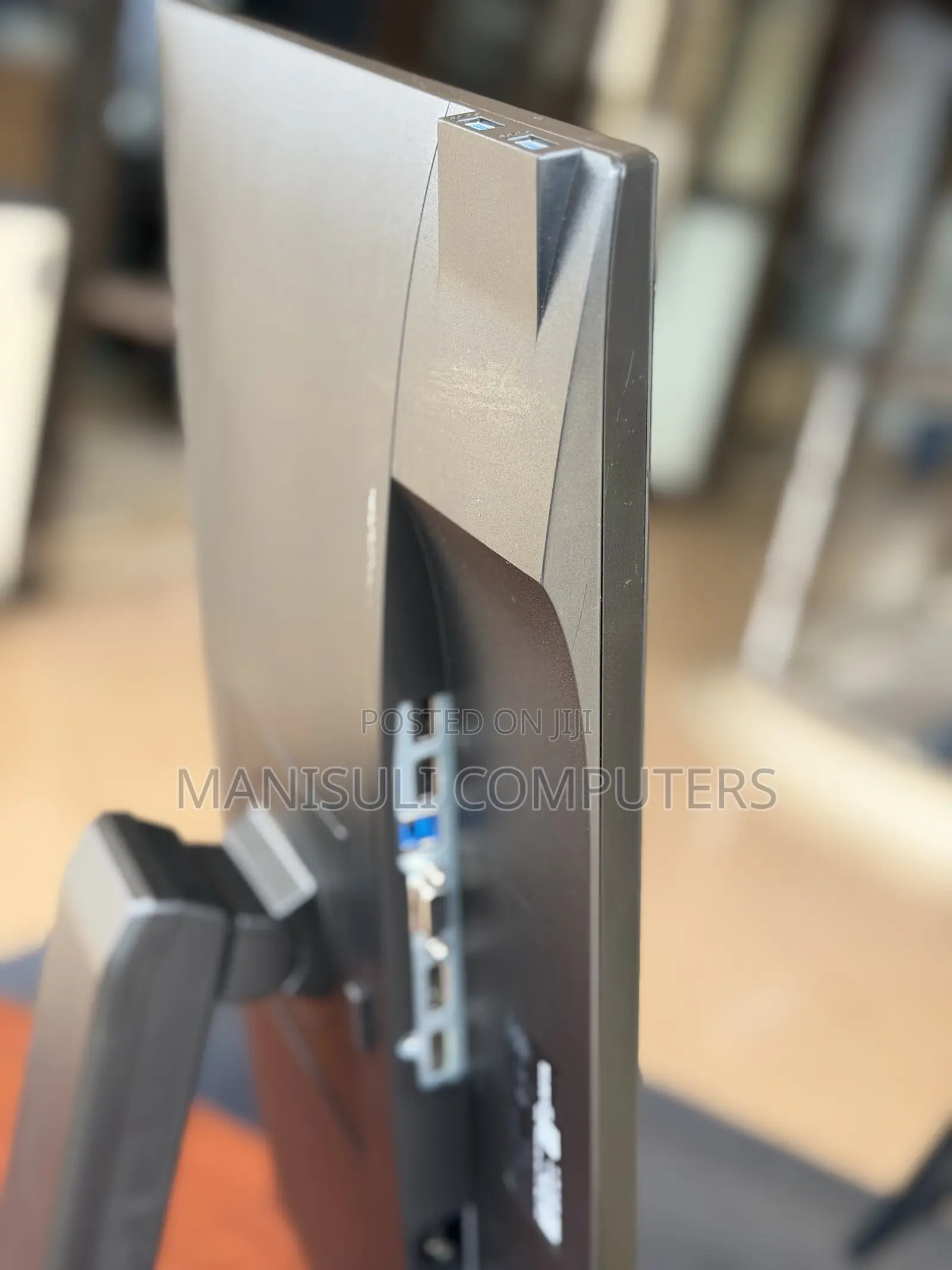 Dell 24.7 Inch Screen Ips