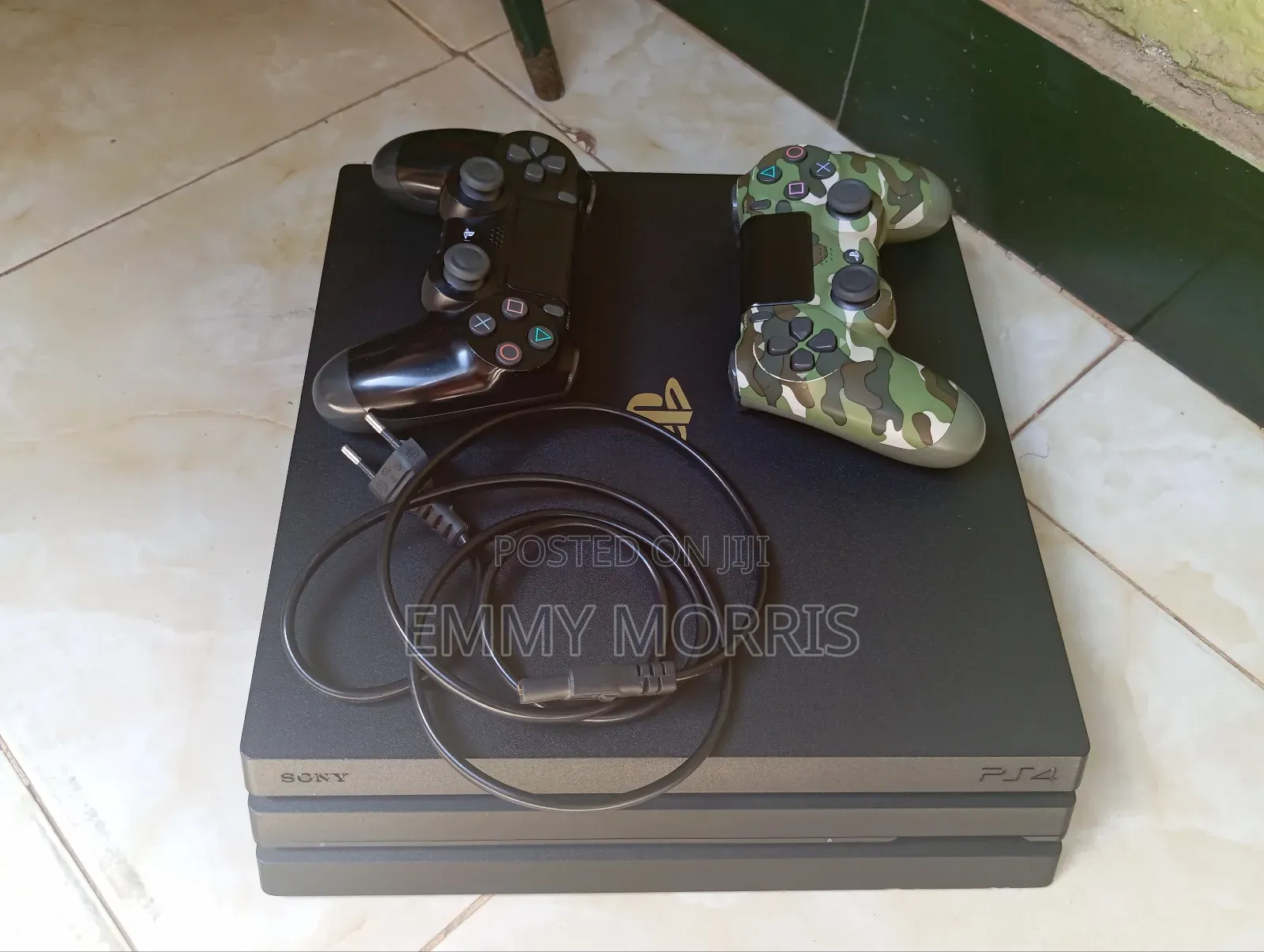 Playstation 4 Pro. Ps4 Pro. Chipped, 16 Heavy Games, 2 Controllers