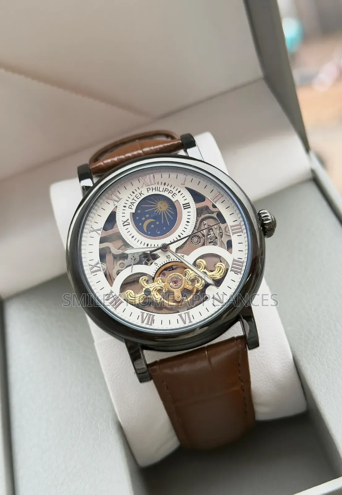 Patek Philippe Classy Men's Mechanical Wrist Time Piece at Discount