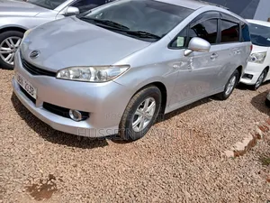 Toyota Wish 2010 Silver