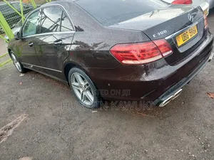 Mercedes-Benz E300 2015 Gray