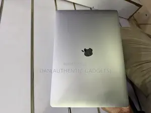 Laptop Apple MacBook Pro 2019 16GB Intel Core i9 SSD 512GB