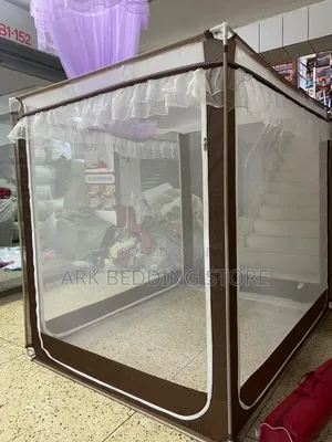 Brown Lining Zipbox Net