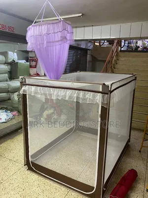 Brown Lining Zipbox Net