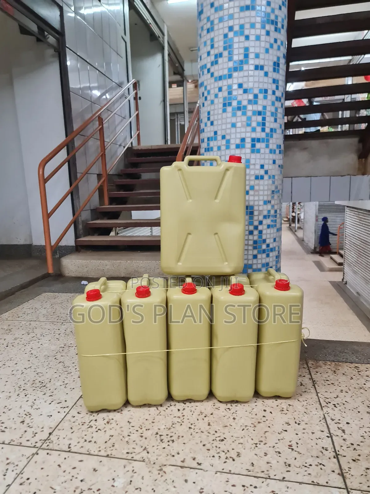 Generally Plastic Jerrycans 20litres