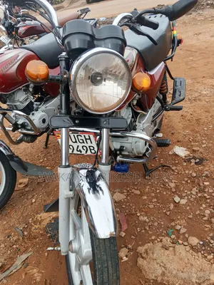 Bajaj Boxer 100 2024 Red