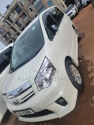 Toyota Noah 2012 White