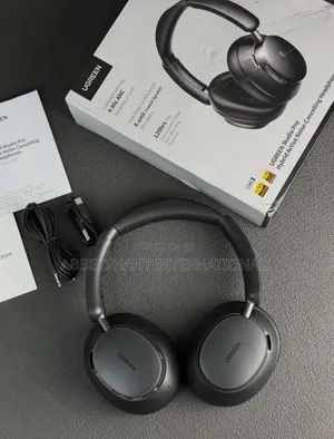 Studio Pro Hybrid Active Noise-Cancelling Headphones (Model Hp206).