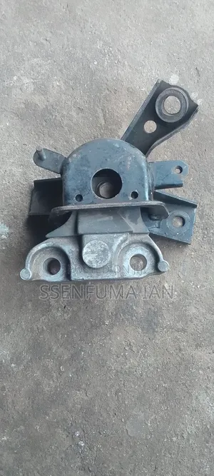 Van Guard Engine Mounting