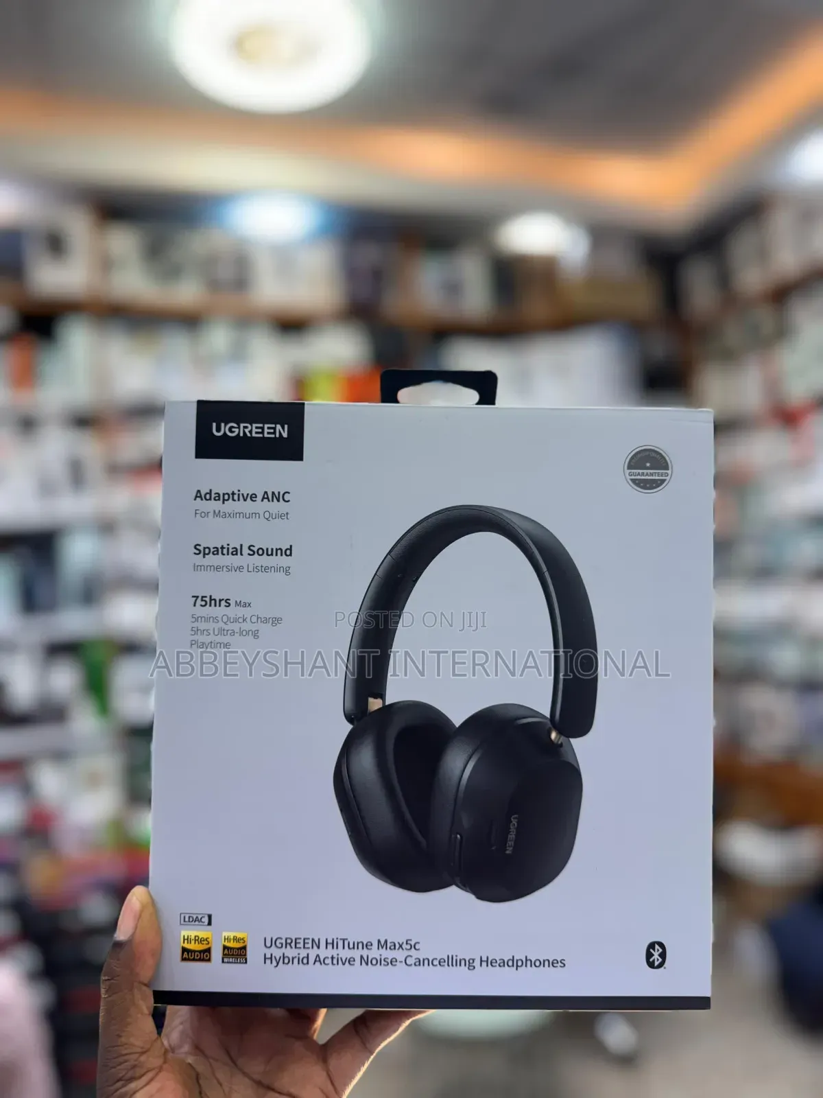 Ugreen Hitune Max5c Hybrid Active Noise-Cancelling Headphones.