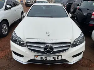 Mercedes-Benz E300 2015 White