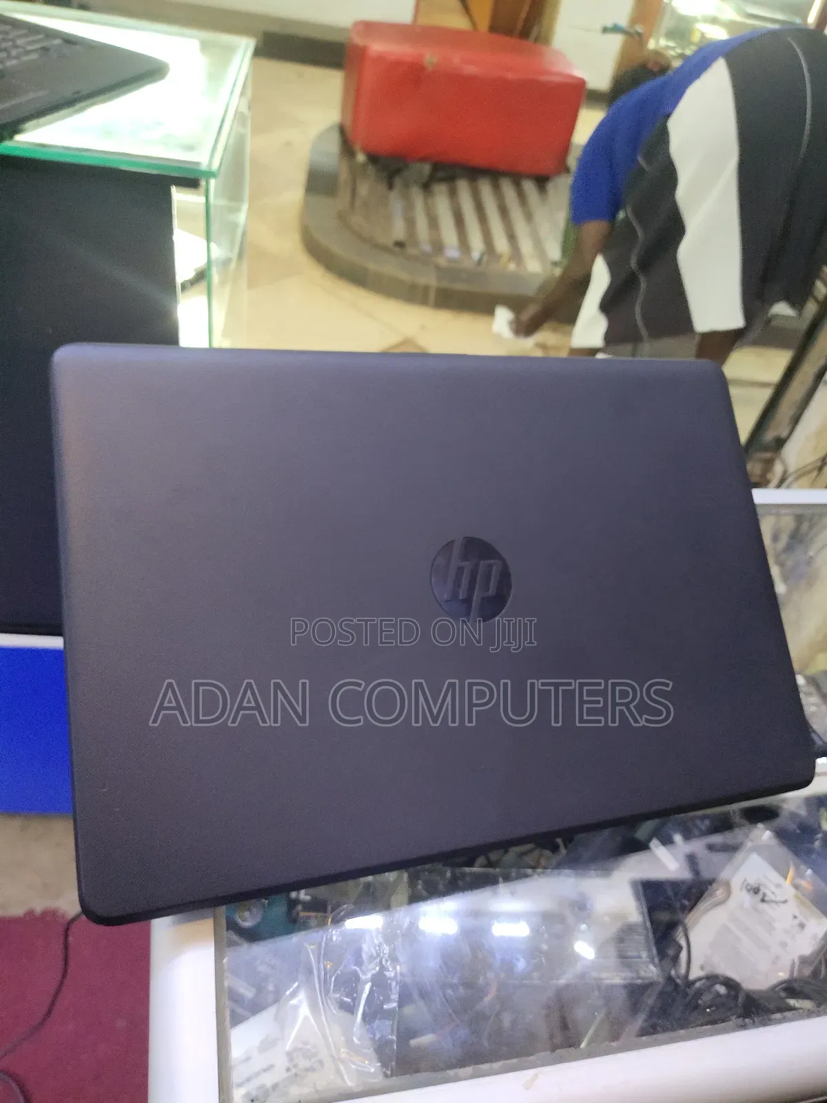 Laptop HP 250 G6 4GB Intel Core i3 HDD 500GB