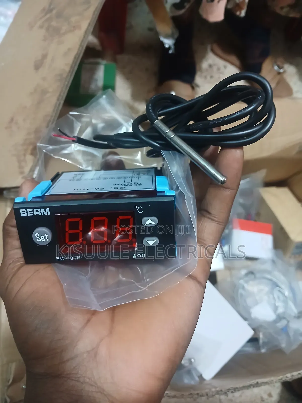 Thermostat Temperature Controller for Cold Temperatures