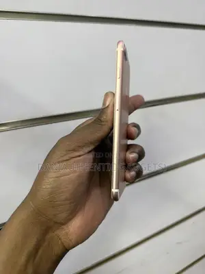 Apple iPhone 7 Plus 32 GB Rose Gold