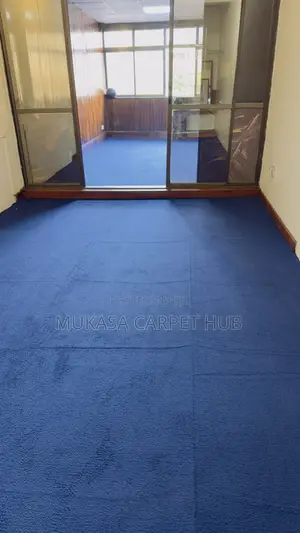 Luxury Blue Wool Carpet – Wall to Wall Soft Flooring