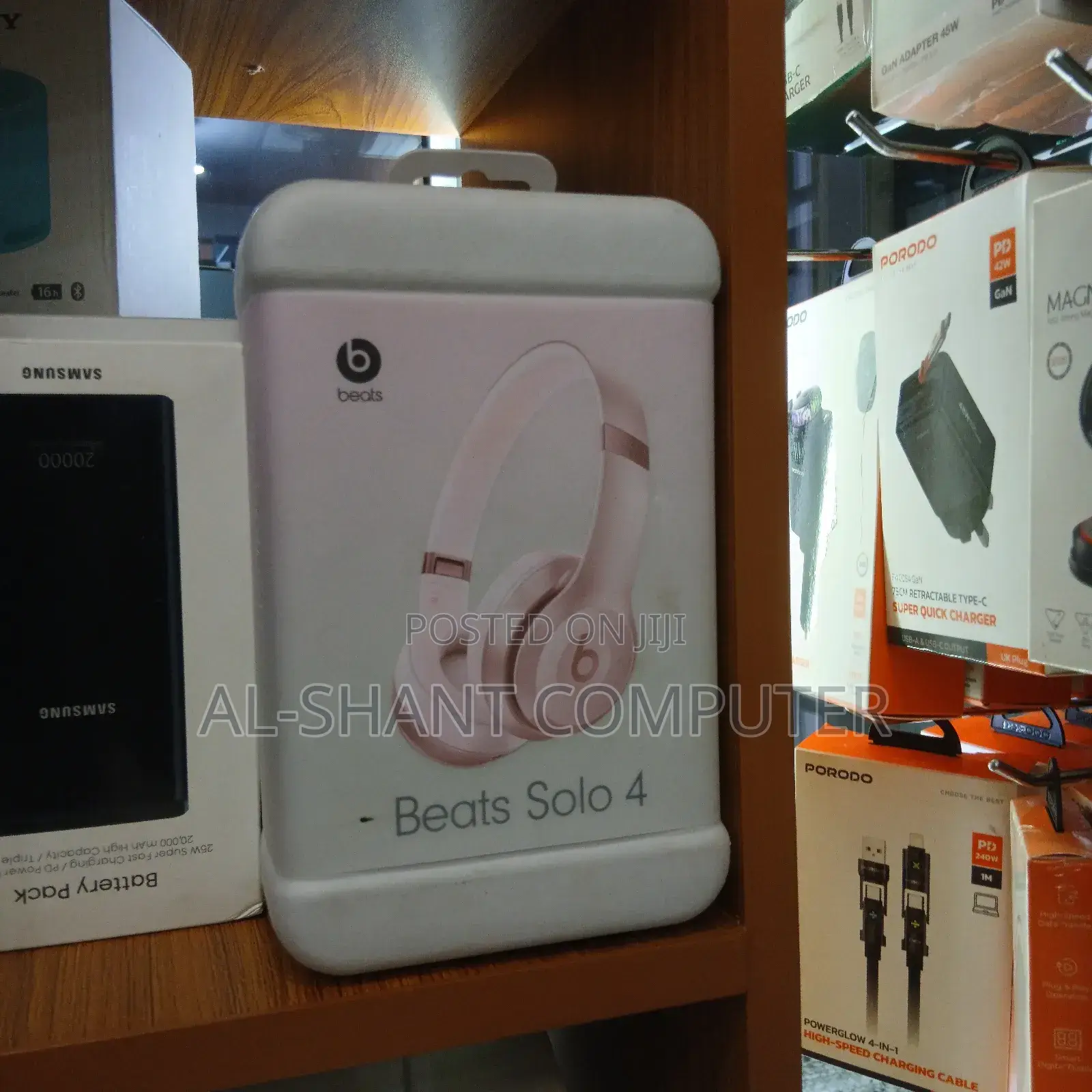 Beats Solo 4 Wireless Headset