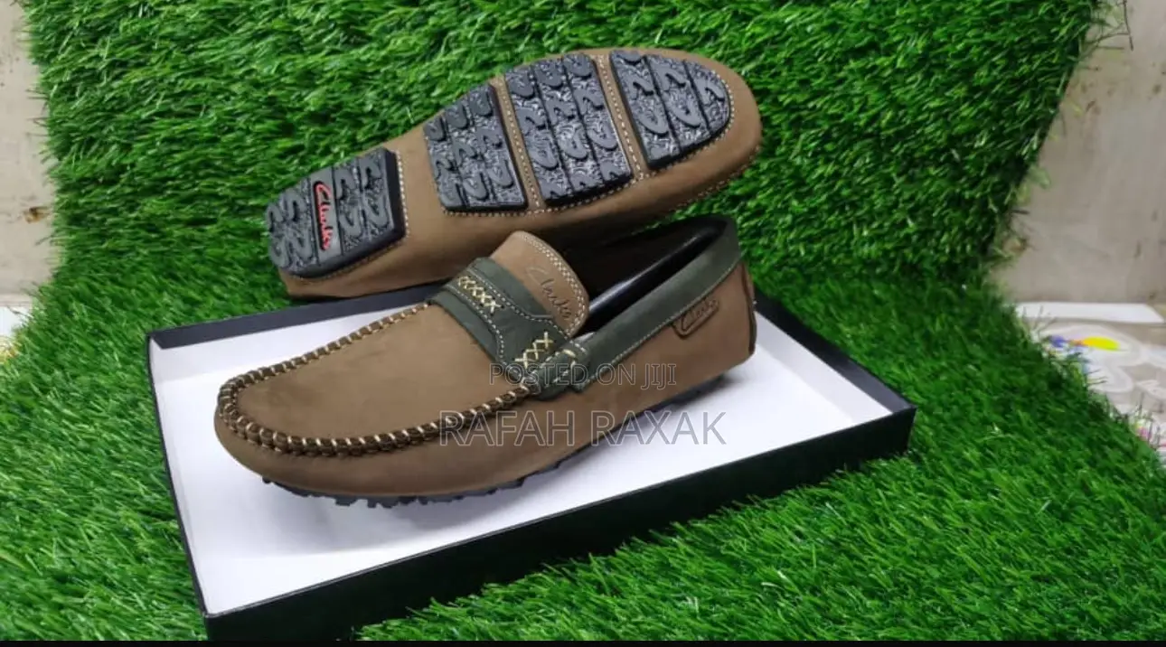 Original Classic Clarks Casual Leather Moccasins