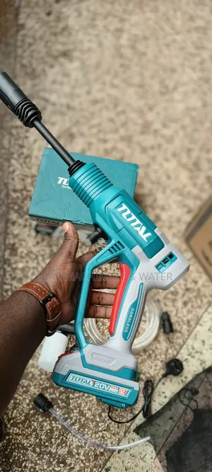 Portable Cordless Pressure Washer / Car Washer