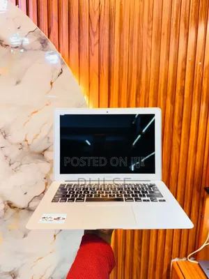 Laptop Apple MacBook Air 2015 8GB Intel Core i5 SSD 256GB