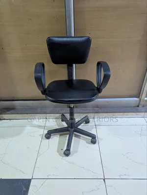 Simple Adjustable Office // Home Study Chair