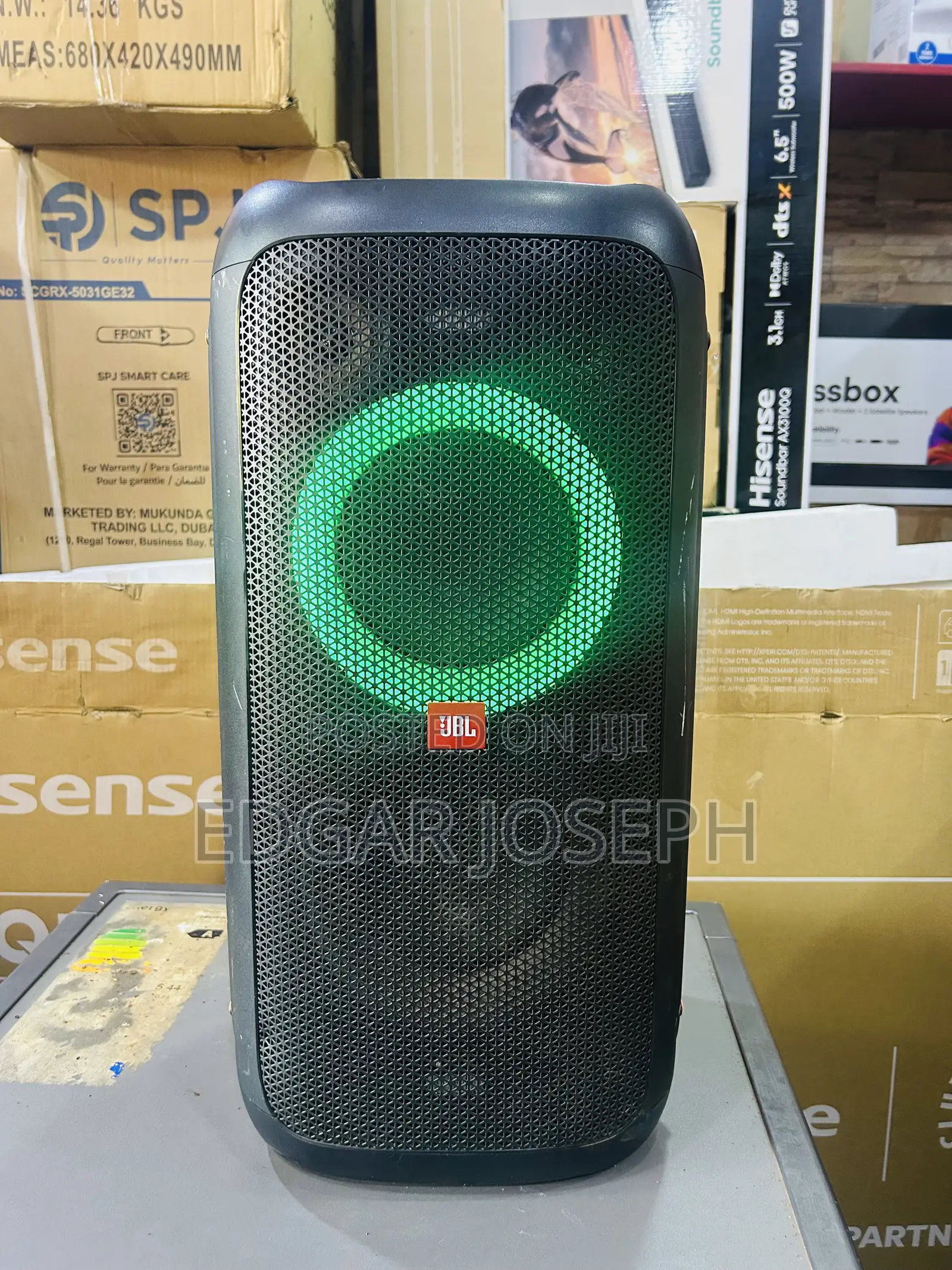JBL 100 Speaker
