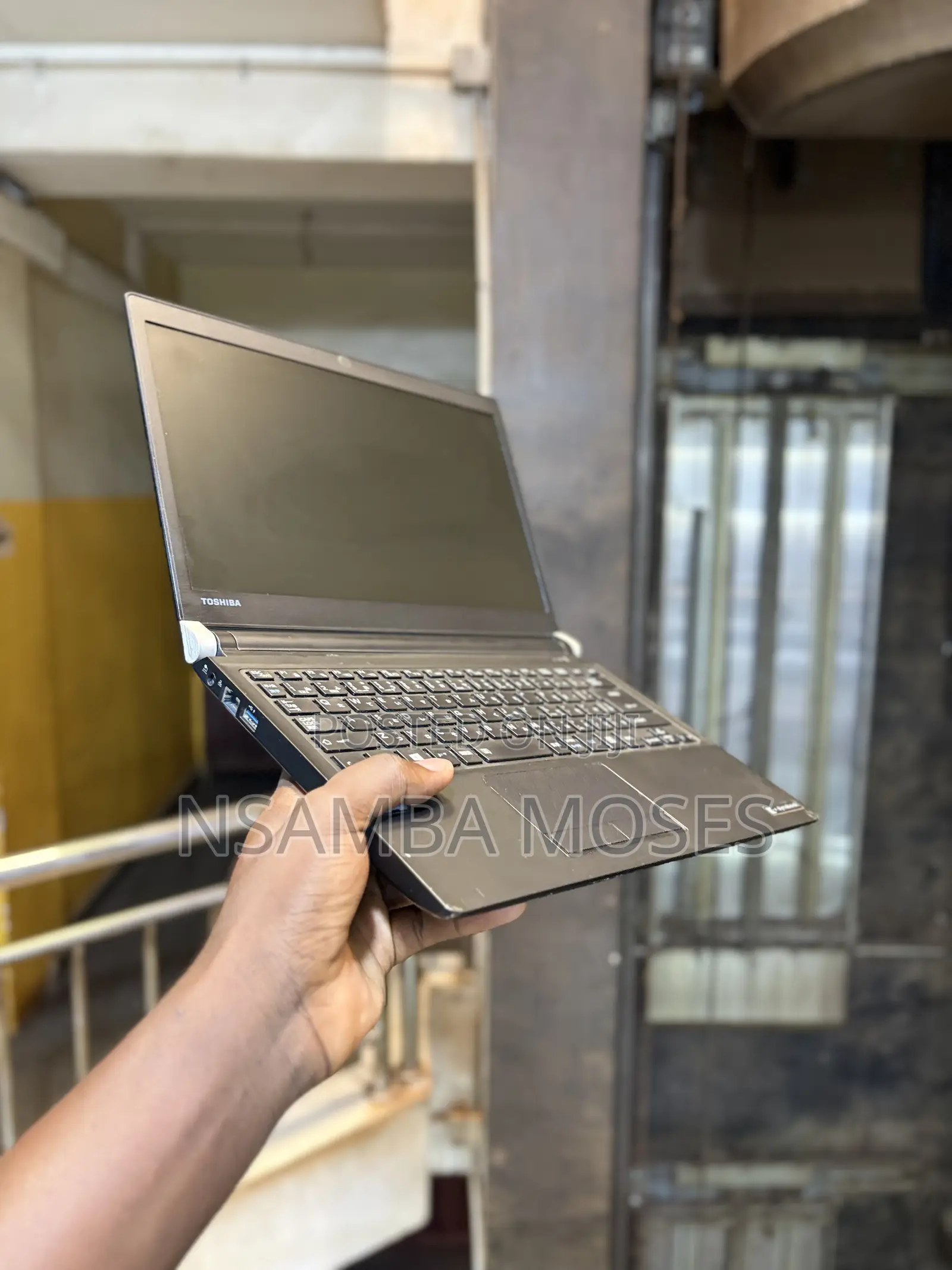 Laptop Toshiba Dynabook R634/M 8GB Intel Core i5 SSD 256GB