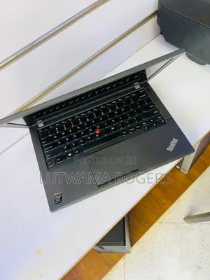 Laptop Lenovo ThinkPad X240 4GB Intel Core i5 SSD 500GB