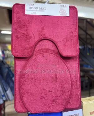 Three Piece Toilet Mat Maroon