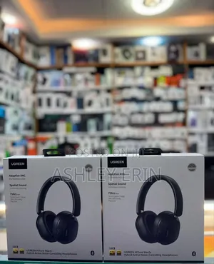 Ugreen Hitune Max5c Hybrid Active Noise-Cancelling Headphones.