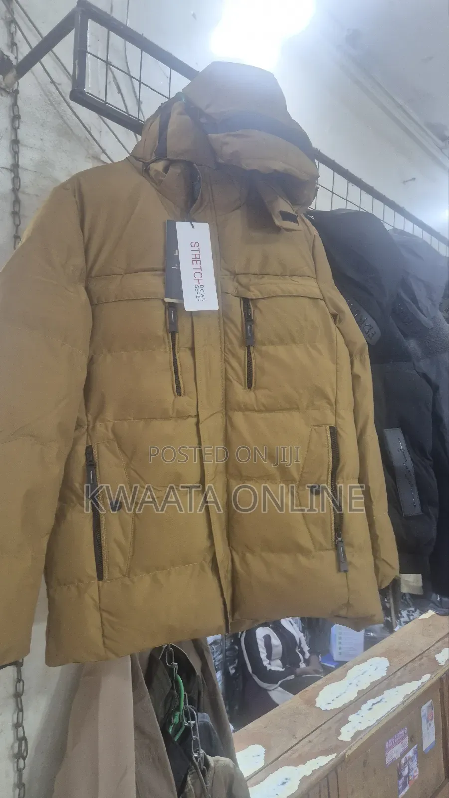 Men's Essential Sherpa Lined Puffer Jacket