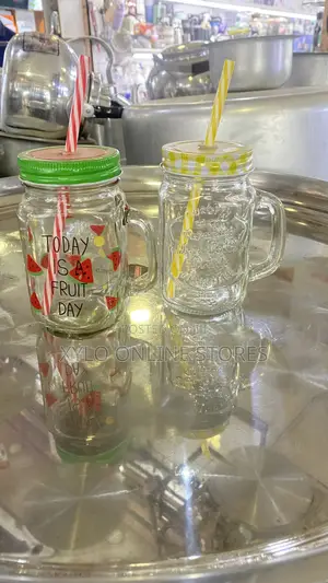 Mason Juice Glass Jars With Lids and Straws