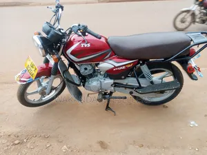 TVS HLX 125 2023 Red