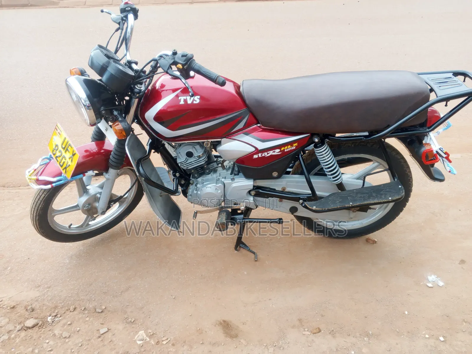 TVS HLX 125 2023 Red