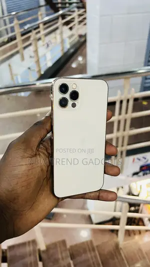 Apple iPhone 12 Pro 256 GB Gold