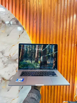 Laptop Apple MacBook Pro 2019 32GB Intel Core i9 SSD 1T