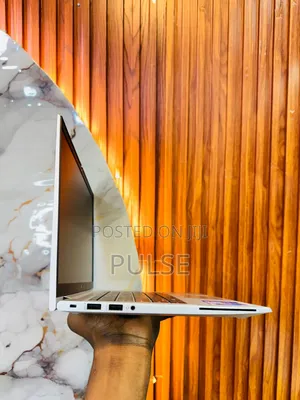 Laptop HP EliteBook 830 G8 8GB Intel Core i5 SSD 256GB